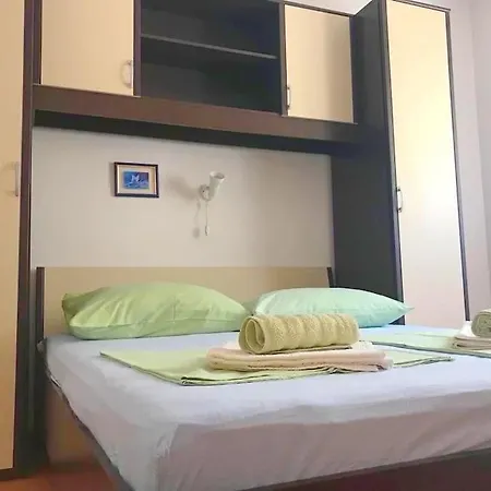 Mirjana - Rab Apartamento